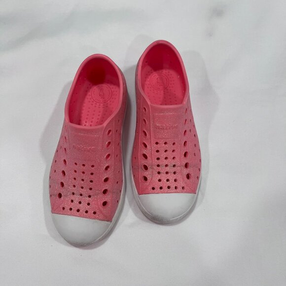 Native Jefferson Kids C11 Pink Glitter Slip-On Water Shoes Sneakers - Picture 1 of 5